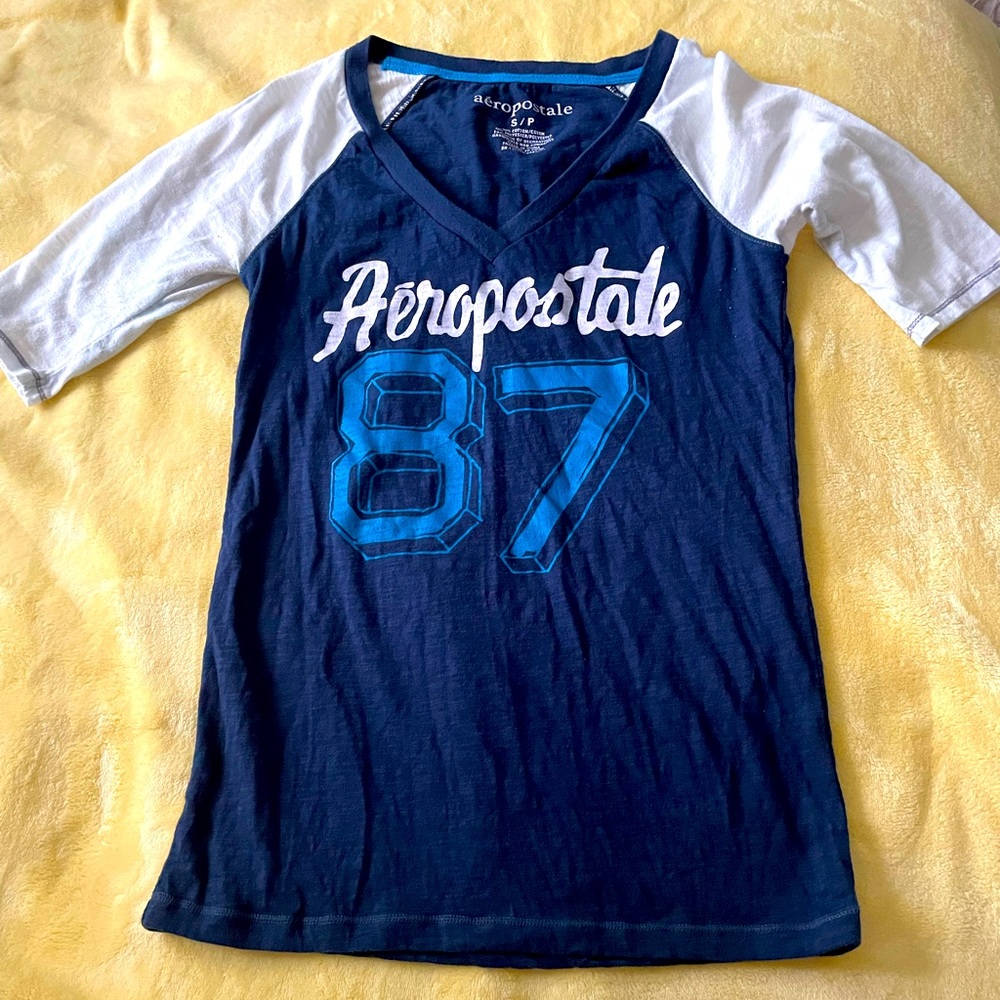 Aeropostale half sleeve top